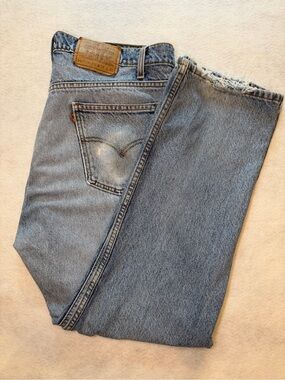 Vintage Levi's 505 Fit 38 X 30 Medium Wash Made in 1997 READ DESCRIPTION
